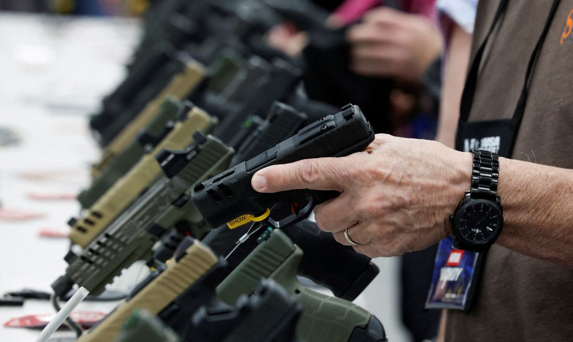 Ações pró-armas de Trump devem favorecer facções criminosas no Brasil 1 2026 06 25t140624z 775404712 rc22f0a0udi5 rtrmadp 3 usa court guns hawaii
