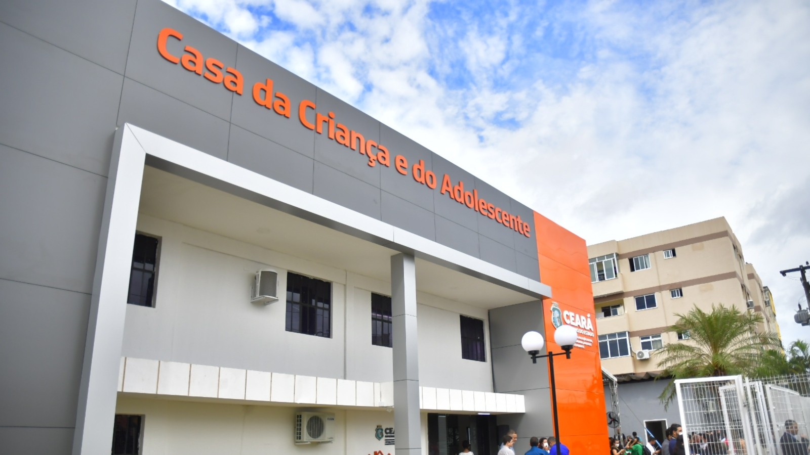 dceca 1