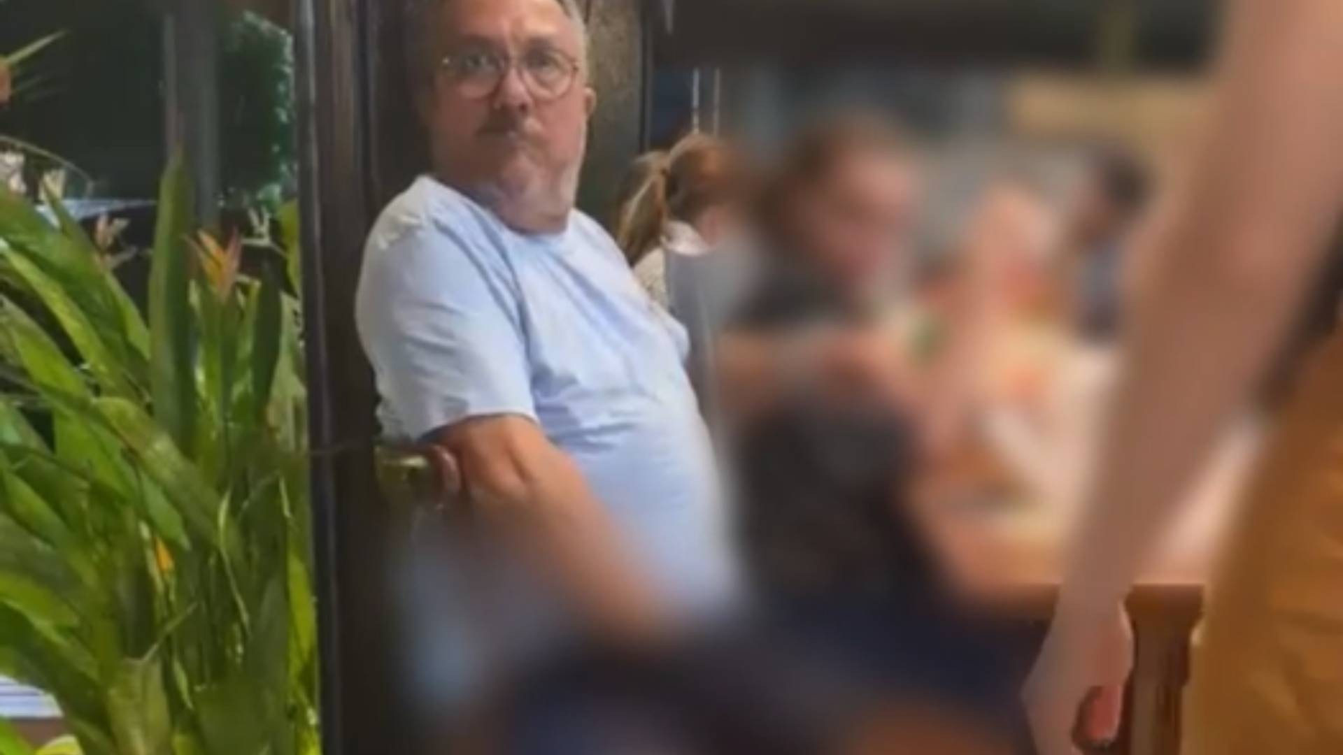 Dentista denunciado por importunação sexual em bar deixa vice-presidência da Academia Cearense de Odontologia 1 dentista 1 1 1