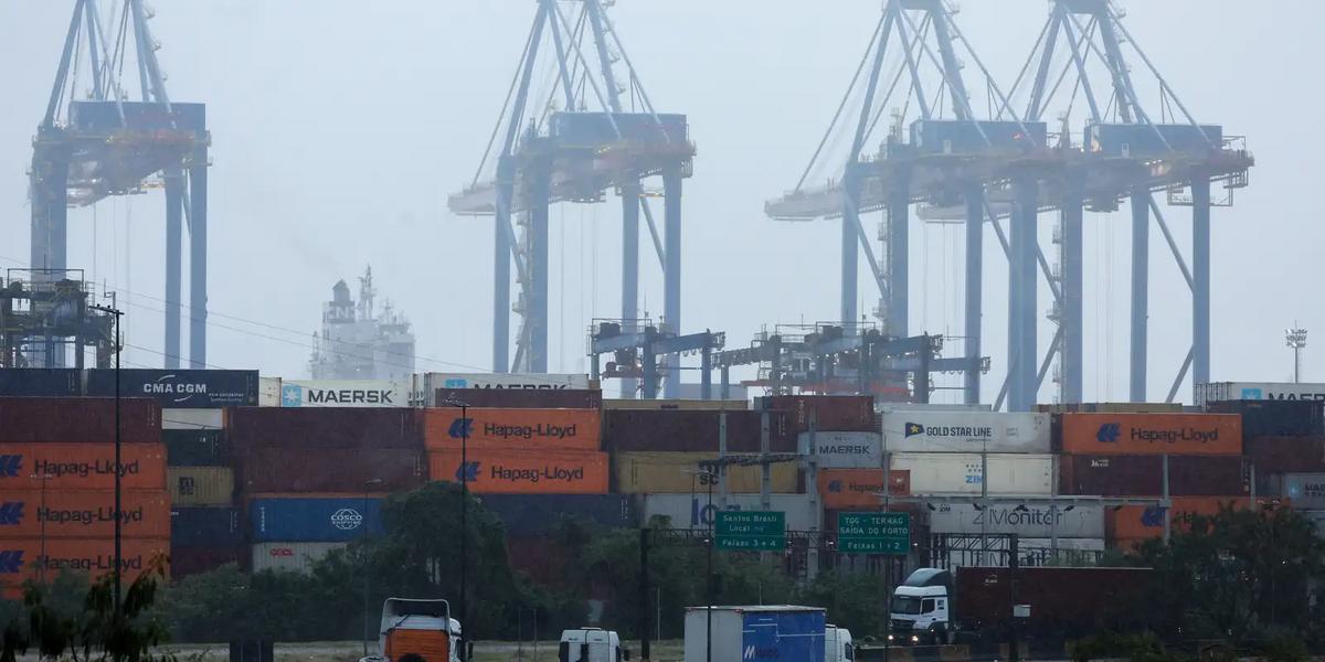 BNDES libera R$ 22,6 bilhões em crédito para empresas afetadas por tarifas e conflitos 1 2026 07 22t222308z 1 lynxmpem6l22t rtroptp 4 usa trump tariffs brazil