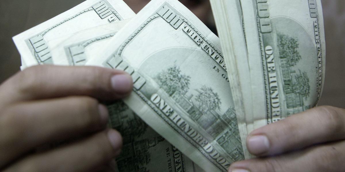 Dólar dispara e beira R$ 5,17 pressionado por cenário externo e incertezas eleitorais 1 2026 07 30t121533z 1 lynxmpem6t1aa rtroptp 4 philippines economy reserves